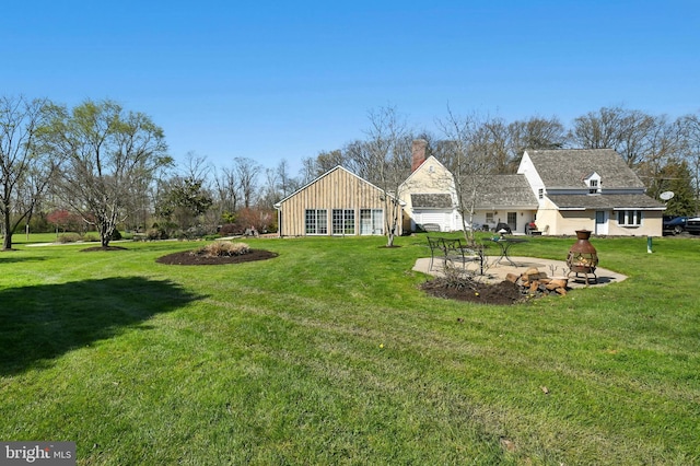 view of yard with a garage