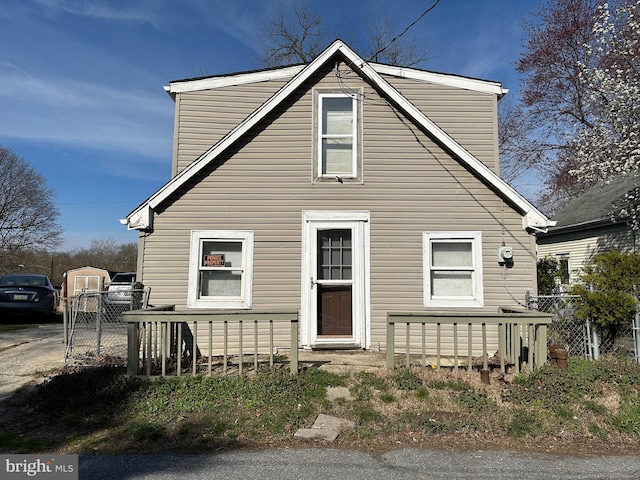 view of front of property