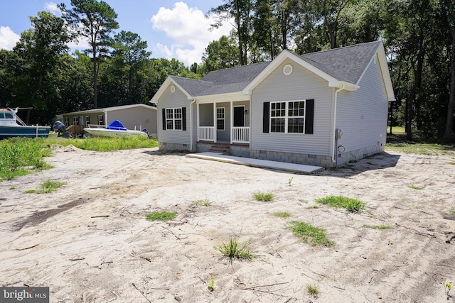 view of front of property featuring a porch