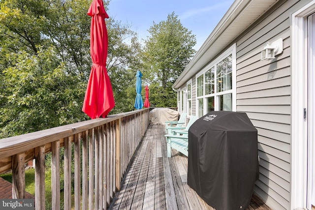 deck with grilling area