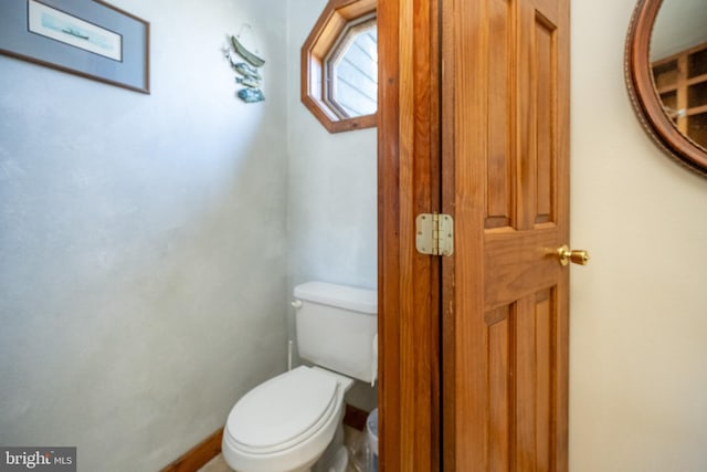 bathroom featuring toilet