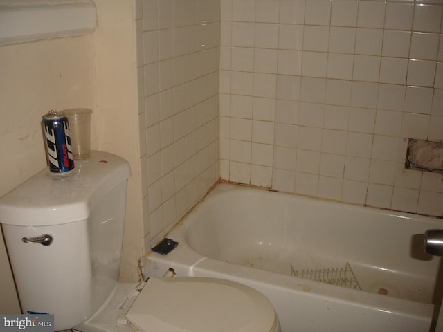 bathroom featuring toilet