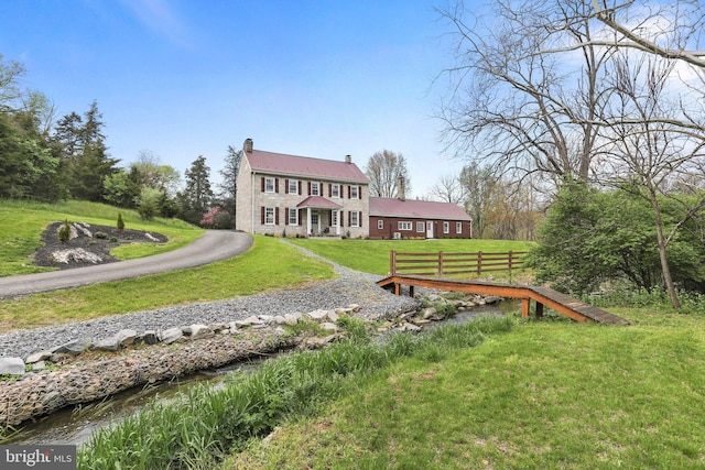 exterior space featuring a lawn