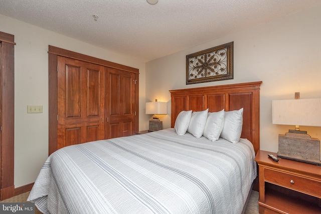 bedroom with a textured ceiling