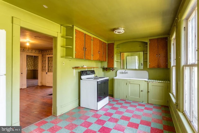 laundry room with sink