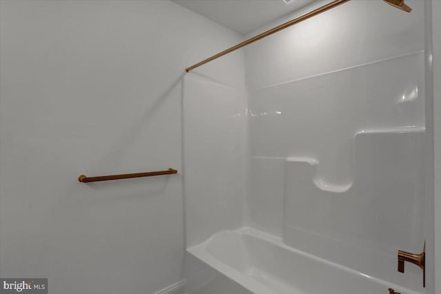 bathroom featuring shower / bathtub combination