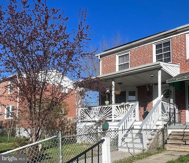 view of front facade featuring covered porch