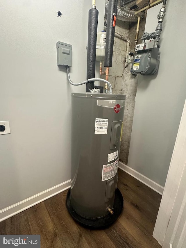 716 Pontiac Ave, Baltimore, MD 21225 - utilities with electric water heater and gas meter