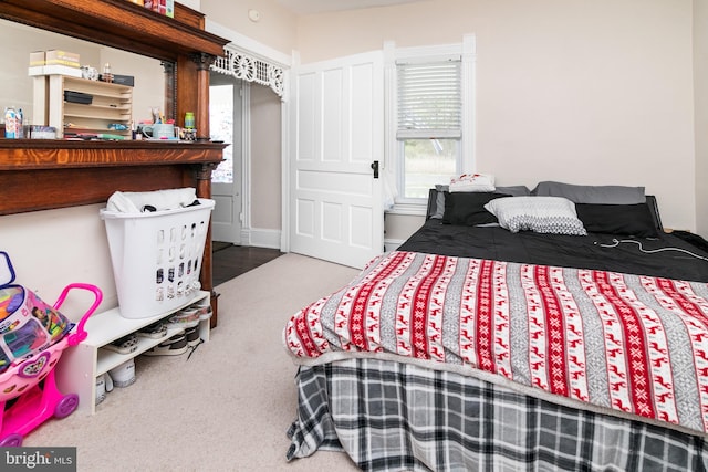 bedroom featuring carpet floors