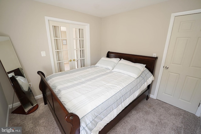 bedroom with carpet flooring