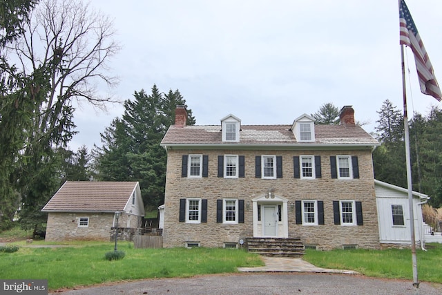 view of colonial inspired home