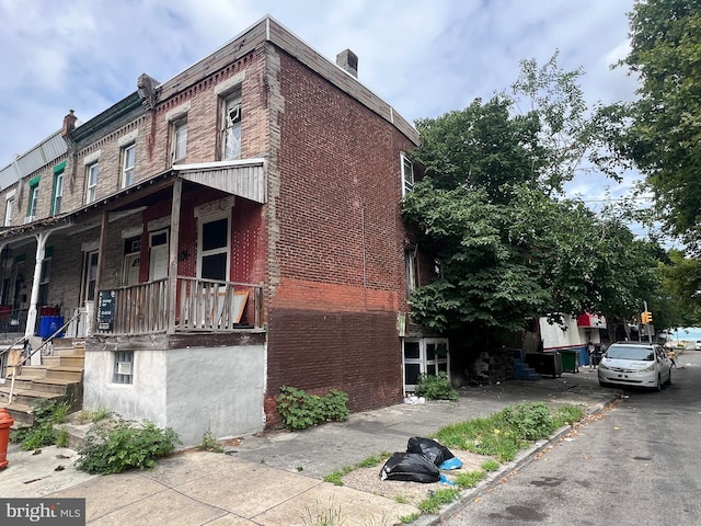 view of front of home