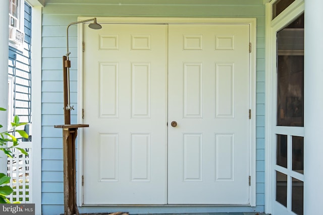 view of exterior entry