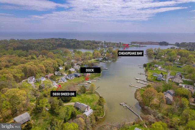 bird's eye view featuring a water view