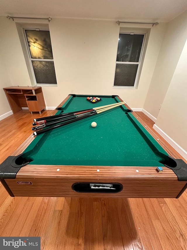 playroom featuring billiards and hardwood / wood-style flooring