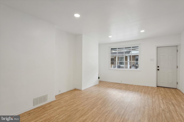 empty room featuring light hardwood / wood-style flooring