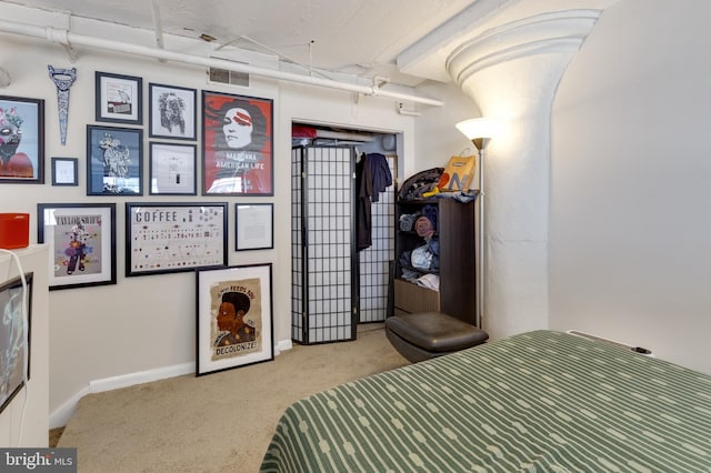 bedroom featuring carpet floors