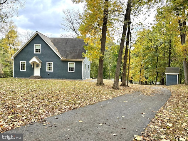 view of front of property