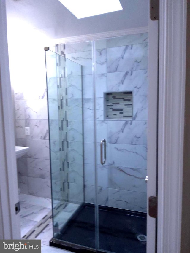 bathroom with walk in shower