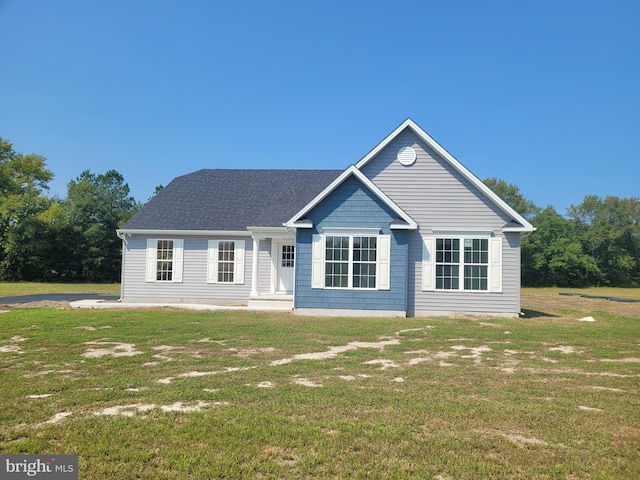 view of front of house with a front lawn