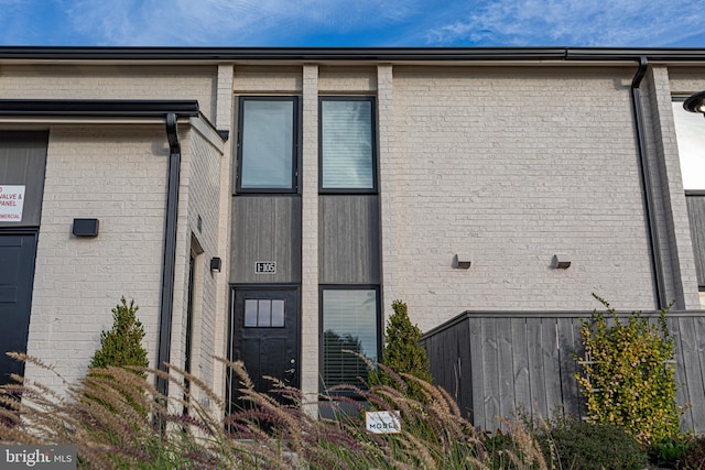 view of home's exterior