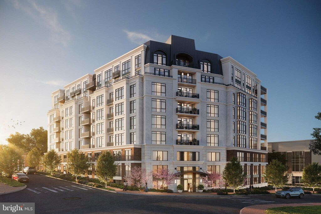 6718 Lowell Ave Unit 603, Mclean, VA 22101 - view of building exterior