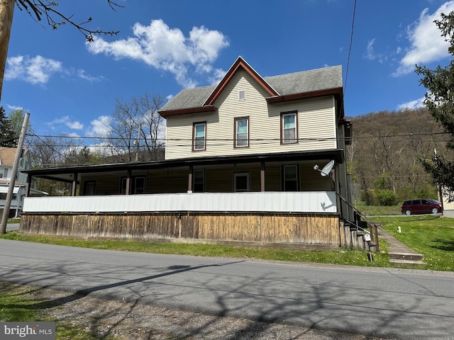 view of property exterior