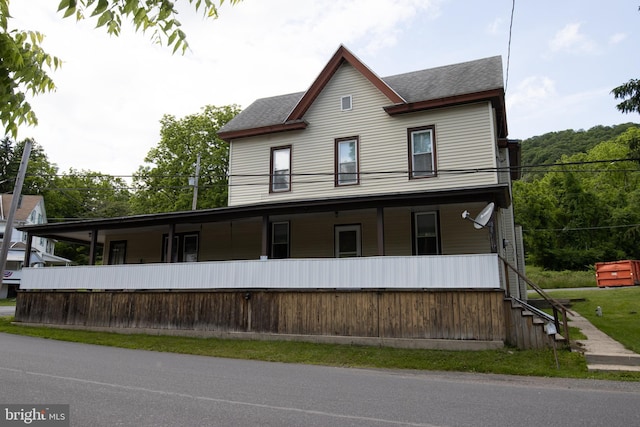 view of property exterior