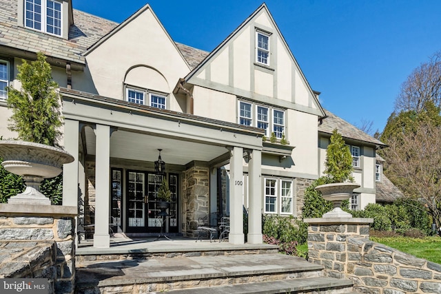 view of front of house with covered porch