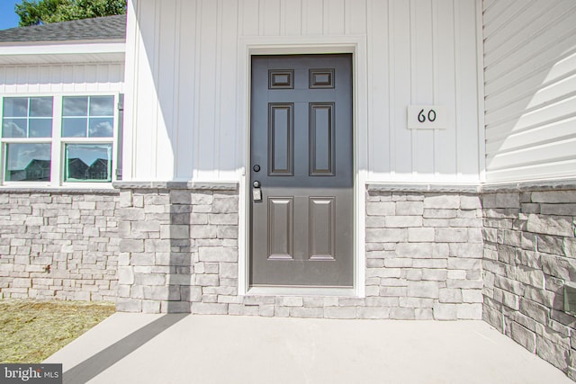 view of doorway to property