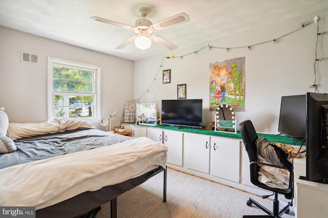 bedroom featuring ceiling fan