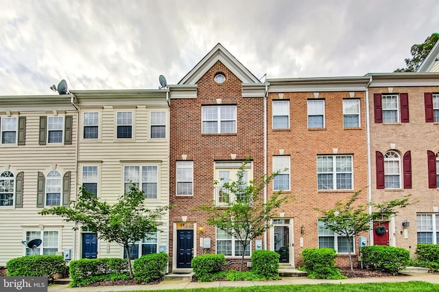 view of townhome / multi-family property