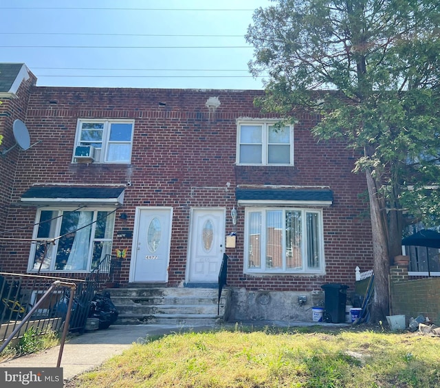 view of townhome / multi-family property