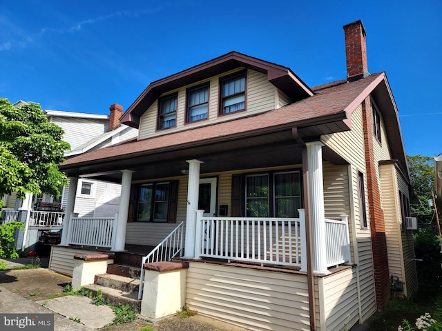 view of front facade featuring covered porch