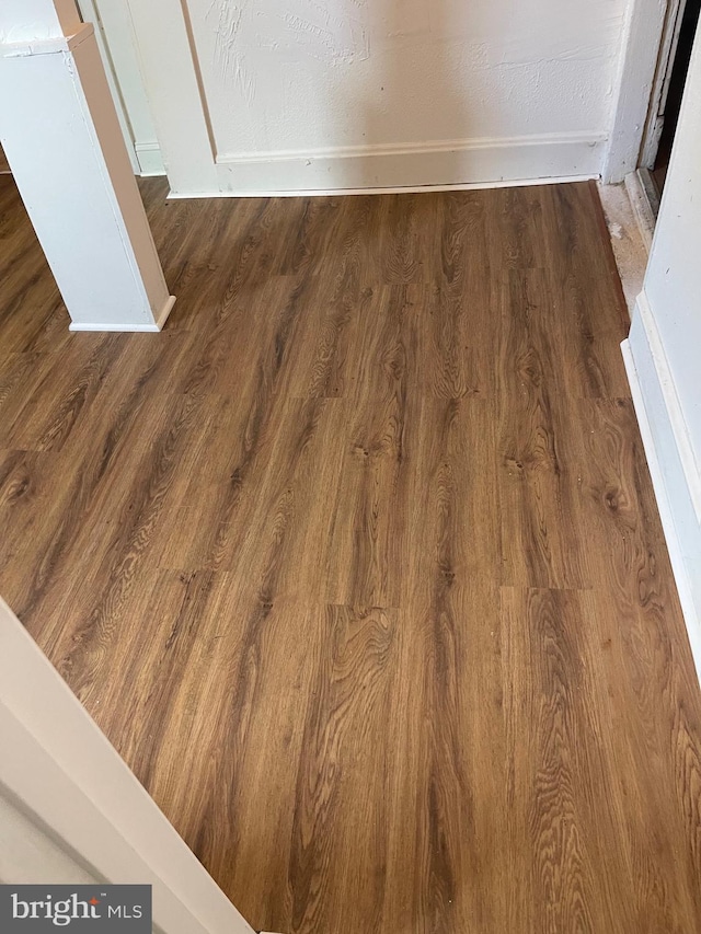 interior details with hardwood / wood-style floors