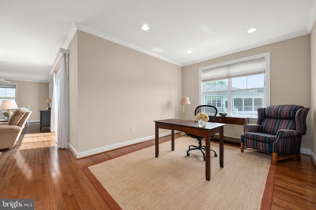 office area with crown molding and light hardwood / wood-style floors