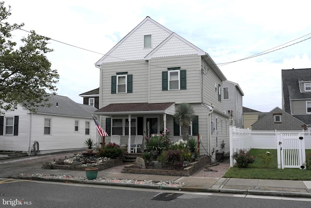 view of front of house featuring covered porch