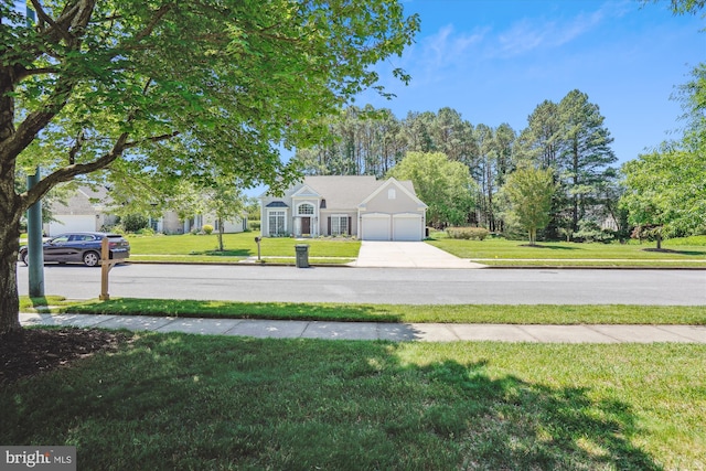 view of yard with a garage