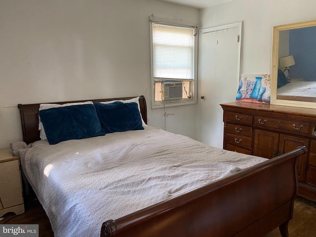 bedroom featuring cooling unit