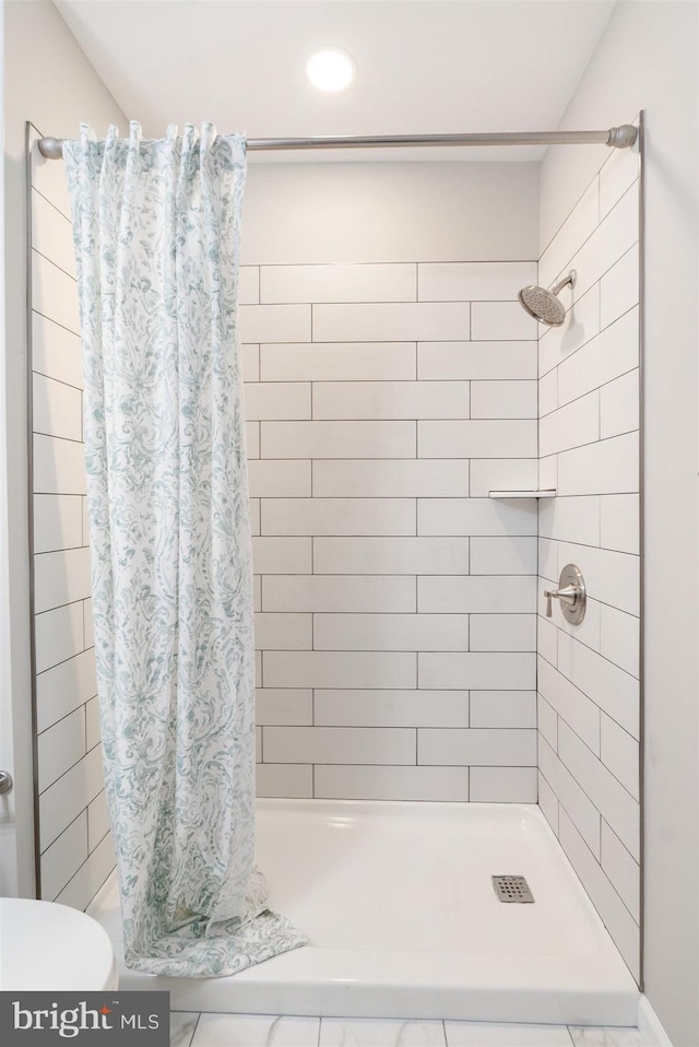 bathroom with walk in shower