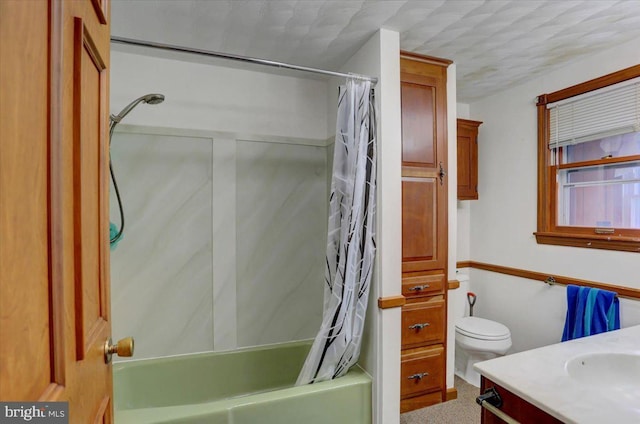 full bathroom featuring vanity, toilet, and shower / bath combo with shower curtain