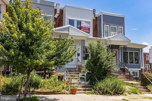 view of front of house