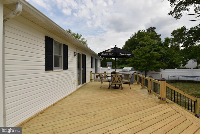 deck featuring a trampoline