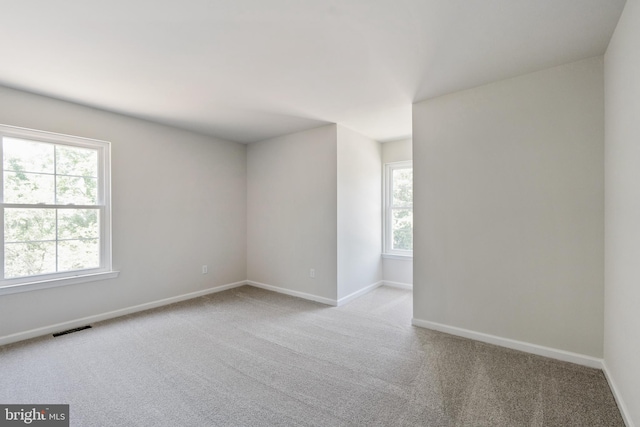 empty room featuring carpet