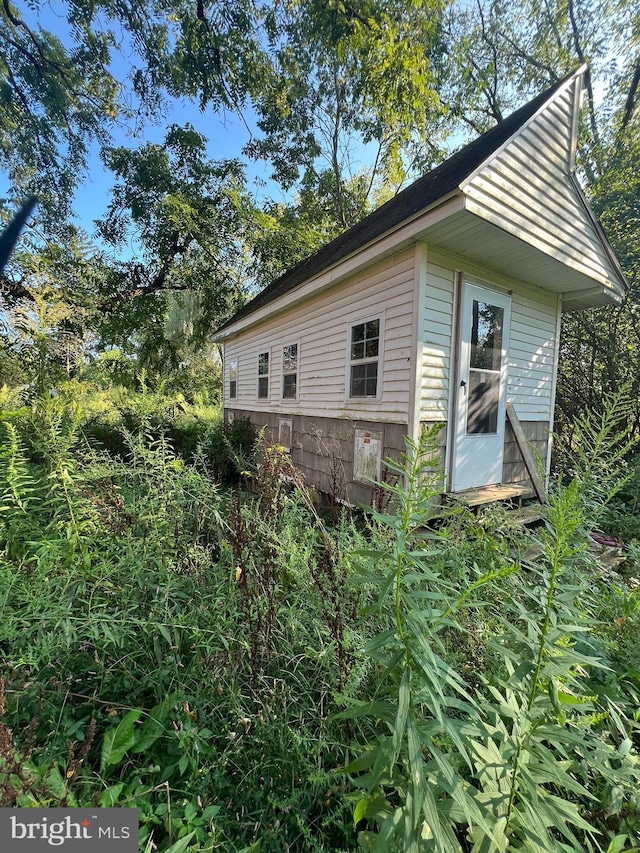 view of side of home