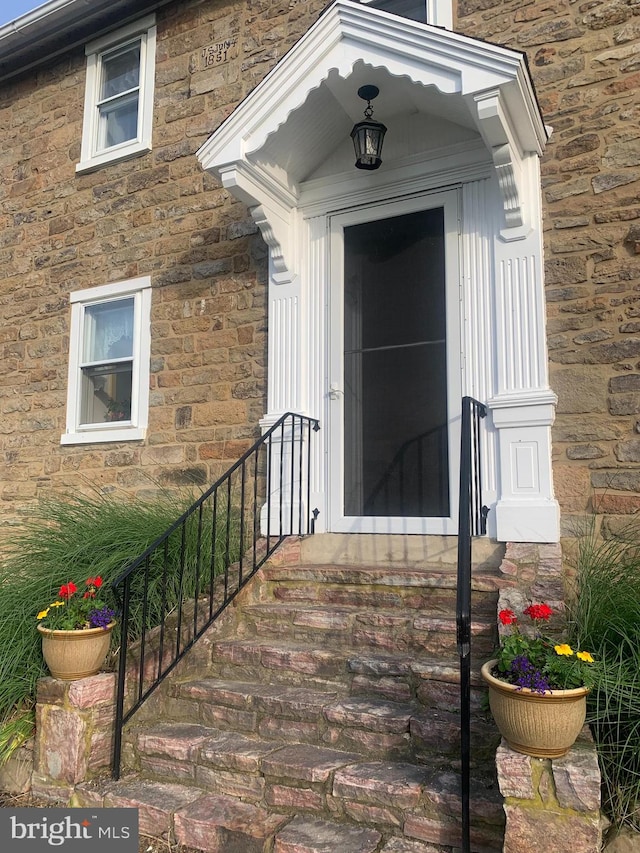 view of property entrance