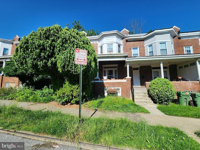 view of front of property with covered porch