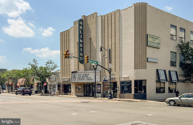 view of building exterior