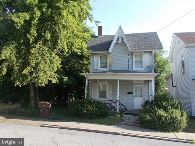 view of front of property with a porch