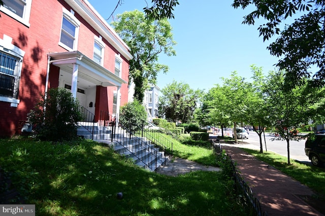 view of surrounding community